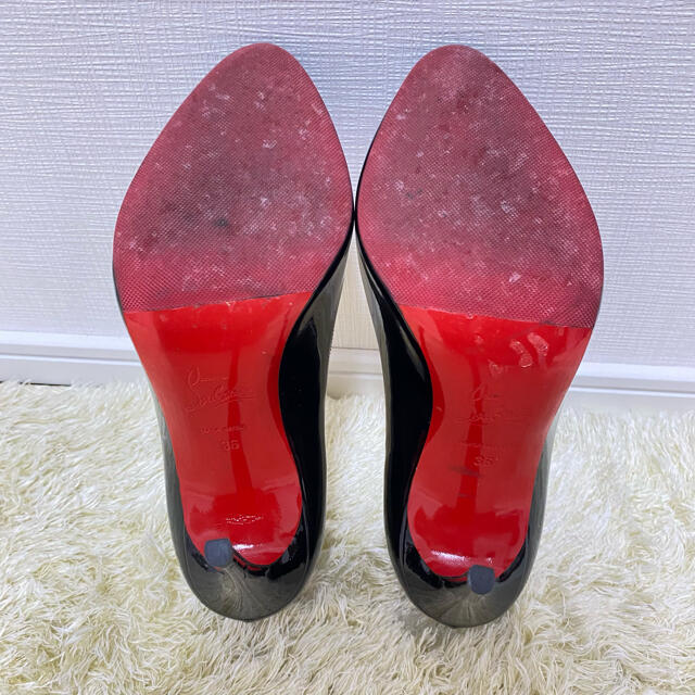 Christian Louboutin(クリスチャンルブタン)のパンプス　ハート　エナメル　ヒール　クリスチャンルブタン　36 約23センチ レディースの靴/シューズ(ハイヒール/パンプス)の商品写真