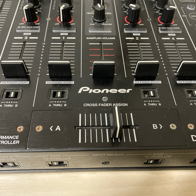 Pioneer(パイオニア)の🎧Pioneer　DDJ−SX2 楽器のDJ機器(DJコントローラー)の商品写真