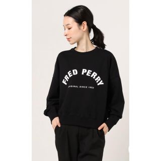 フレッドペリー(FRED PERRY)の早い者勝ちFRED PERRY Arch Branded Sweatshirt(トレーナー/スウェット)