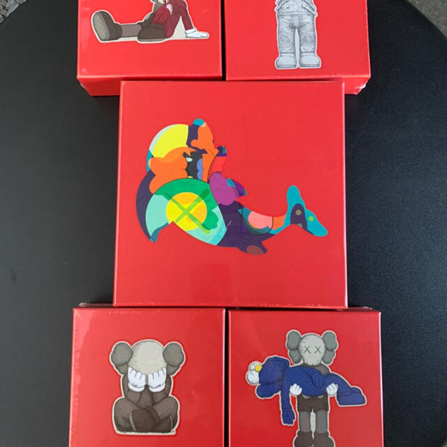 KAWS TOKYO FIRST カウズ パズル puzzle 5種セットの通販 by clown
