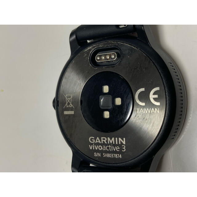 GARMIN(ガーミン)のGARMIN(ガーミン)  vivoactive3 Black メンズの時計(腕時計(デジタル))の商品写真