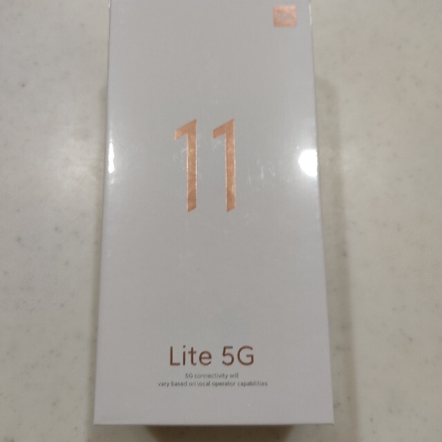 スマホ/家電/カメラ新品未使用　Mi 11 Lite 5G　トリュフブラック