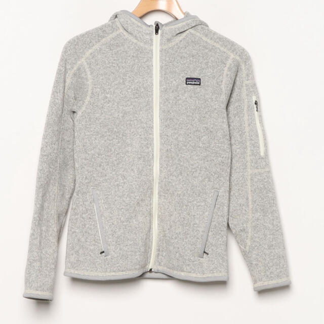 最安値級価格 patagonia r.m's by ジップアップパーカーの通販 パタゴニア - 女性用