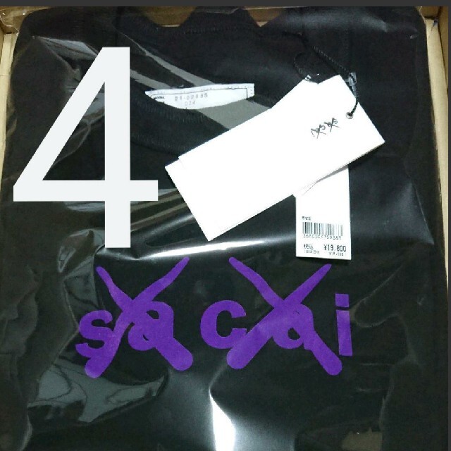 sacai(サカイ)のsacai KAWS Flock Print T-Shirt メンズのトップス(Tシャツ/カットソー(半袖/袖なし))の商品写真