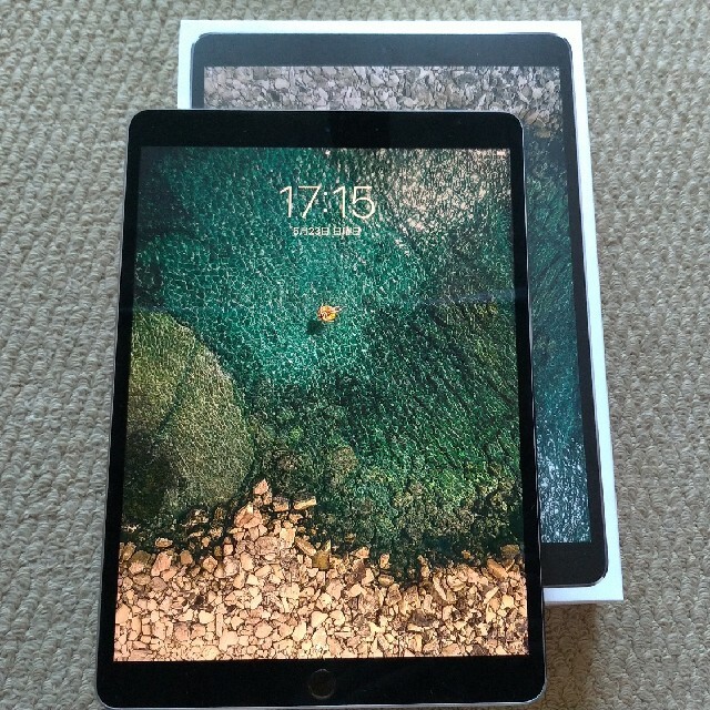 iPad Pro10.5　64g  au シムフリー　今だけ特価！タブレット