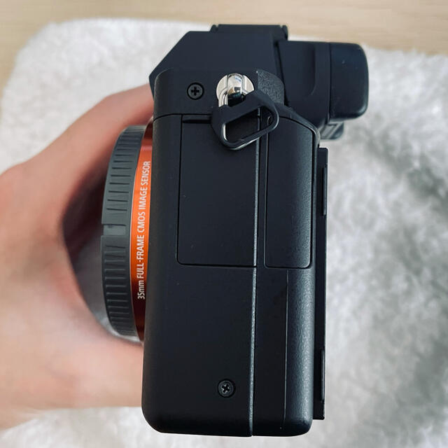 SONY α7Ⅱ ILCE-7M2Kレンズキット 充電器予備バッテリー付き 50%OFF SONY α7Ⅱ ILCE-7M2Kレンズキット 充電器予備バッテリー付き 50%OFF
