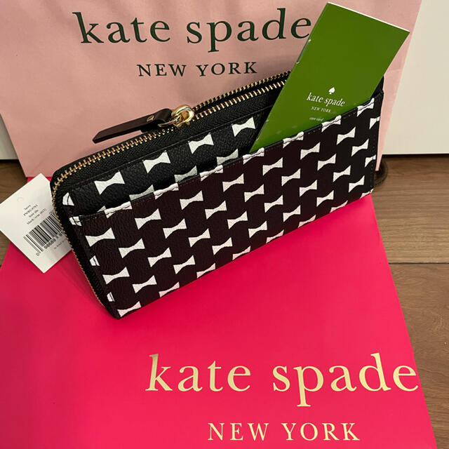 未使用《kate spade》ケイトスペード　りぼんモチーフ　長財布　ウォレット