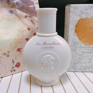 レメルヴェイユーズラデュレ(Les Merveilleuses LADUREE)のラデュレ　テ　ボディローション(ボディローション/ミルク)