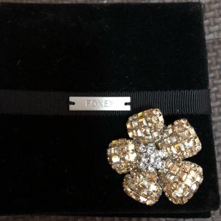 フォクシー(FOXEY) ブローチ/コサージュ(ホワイト/白色系)の通販 45 フォクシー(FOXEY) ブローチ/コサージュ(ホワイト/白色系)の通販 45