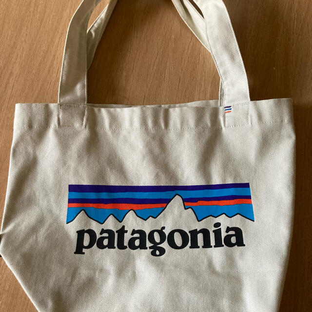 patagonia(パタゴニア)のパタゴニア　トートバッグ　専用 レディースのバッグ(トートバッグ)の商品写真