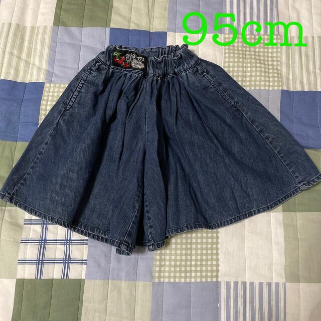 BREEZE(ブリーズ)のブリーズ/フレア ガウチョパンツ(95cm) キッズ/ベビー/マタニティのキッズ服女の子用(90cm~)(パンツ/スパッツ)の商品写真