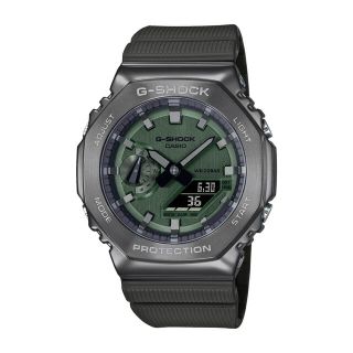 ジーショック(G-SHOCK)のカシオーク　新品未使用　GM-2100B-3AJF   gm2100 (腕時計(デジタル))