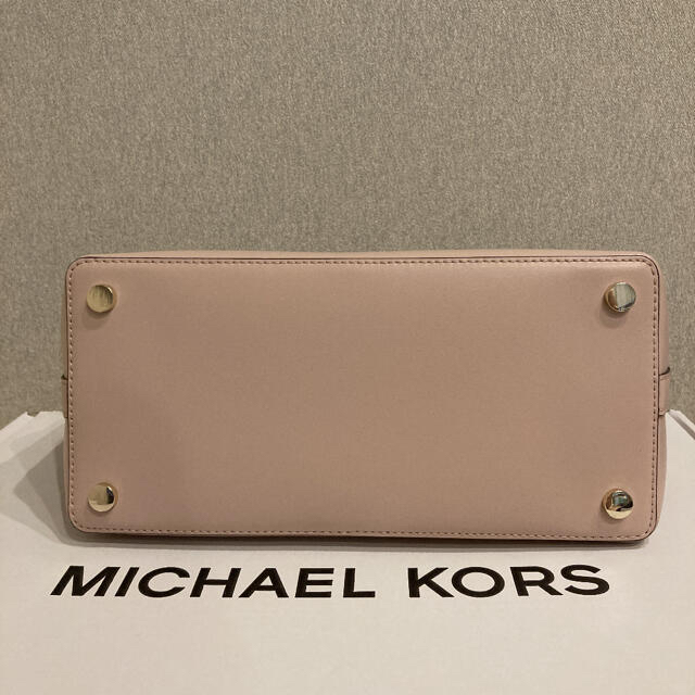 Michael Kors(マイケルコース)のマイケルコースバック　ハンドバッグ トートバッグ　フローラ　ピンク レディースのバッグ(トートバッグ)の商品写真