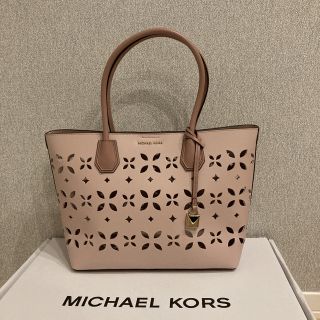 マイケルコース(Michael Kors)のマイケルコースバック　ハンドバッグ トートバッグ　フローラ　ピンク(トートバッグ)