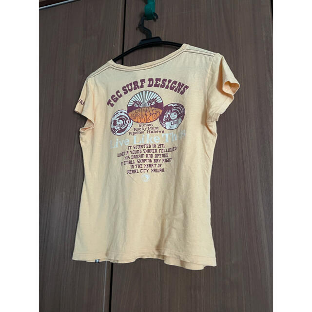 Town & Country(タウンアンドカントリー)のタウカン　T&G SURF Tシャツ　くすみオレンジ レディースのトップス(Tシャツ(半袖/袖なし))の商品写真