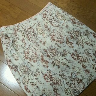 ミッシュマッシュ(MISCH MASCH)のミッシュマッシュ 花柄スカート(ひざ丈スカート)