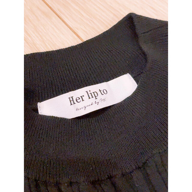 Herlipto♡Ruffled Two-tone Knit dress