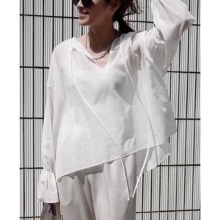 新品　gypsohila Chiffon Blouse White(シャツ/ブラウス(長袖/七分))