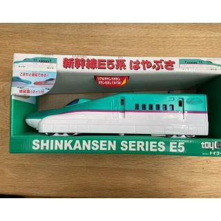 ジェイアール(JR)のE5系新幹線はやぶさ　サウンドトレイン(電車のおもちゃ/車)