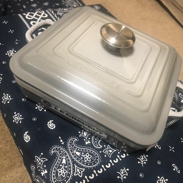 LE CREUSET(ルクルーゼ)のルクルーゼ  ミストグレー インテリア/住まい/日用品のキッチン/食器(鍋/フライパン)の商品写真