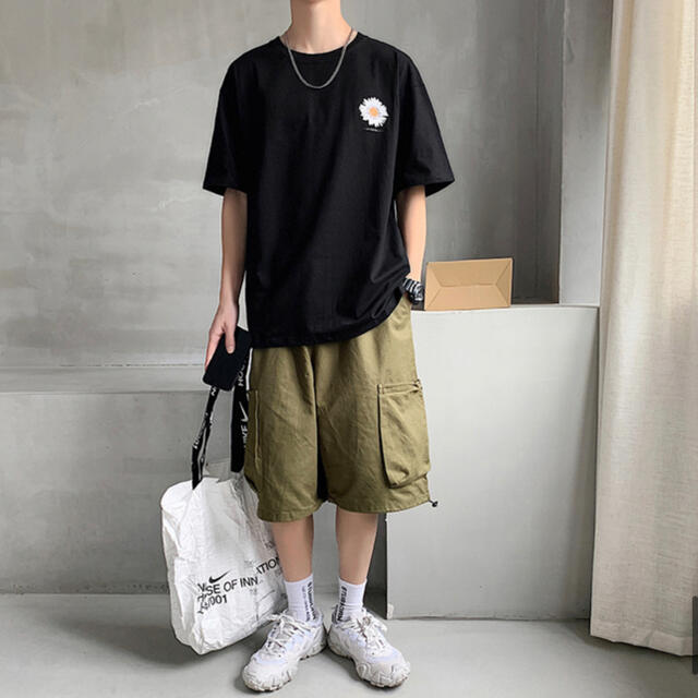 オーバーサイズ マーガレットメンズ ブラック 韓国 Tシャツ ユニセックスXLの通販 by cina♡ プロフィールお読みください|ラクマ 半袖シャツ ユニセックス ストリート マーガレット XL 黒
