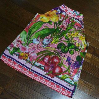 NARACAMICIE(花柄 ・ シャツ/ブラウス(半袖/袖なし))のフリマ NARACAMICIE(花柄 ・ シャツ/ブラウス(半袖/袖なし))のフリマ