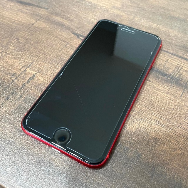 iPhone(アイフォーン)のApple iPhone8 64GB (docomo simロック解除済) スマホ/家電/カメラのスマートフォン/携帯電話(スマートフォン本体)の商品写真