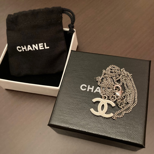 CHANEL(シャネル)のfumilies様専用 レディースのアクセサリー(ネックレス)の商品写真