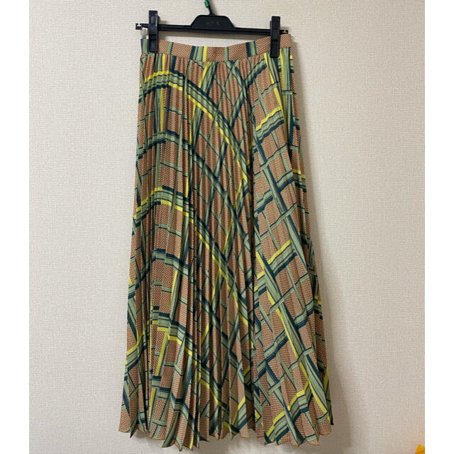 Lois CRAYON(ロイスクレヨン)の新品未使用！¥35,200→¥29,900ロイスクレヨン　スカート レディースのスカート(ロングスカート)の商品写真