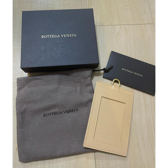 Bottega Veneta(ボッテガヴェネタ)の【新品・未使用】ボッテガ　パスケース　カードケース レディースのファッション小物(パスケース/IDカードホルダー)の商品写真