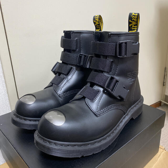 W)taps(ダブルタップス)の美品！Dr.martens × WTAPS 60周年コラボ 限定 UK8 ブーツ メンズの靴/シューズ(ブーツ)の商品写真