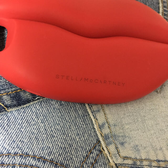 Stella McCartney(ステラマッカートニー)のSTELLA McCARTNEY★くちびる★iPhone6ケース スマホ/家電/カメラのスマホアクセサリー(iPhoneケース)の商品写真