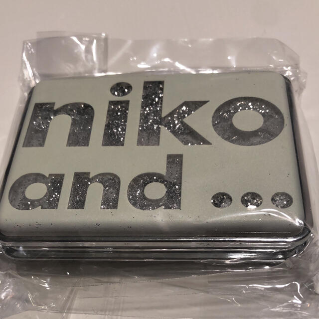 niko and...(ニコアンド)のニコアンド✨ラメ入りミラー レディースのファッション小物(ミラー)の商品写真