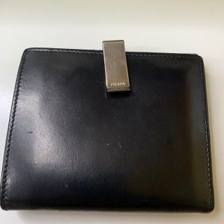 プラダ(PRADA)のプラダ　折財布　本物　中古(折り財布)