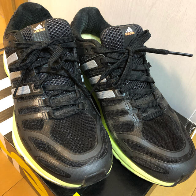 adidas(アディダス)のadidas スニーカー 24.5cm ランニング アディダス レディースの靴/シューズ(スニーカー)の商品写真