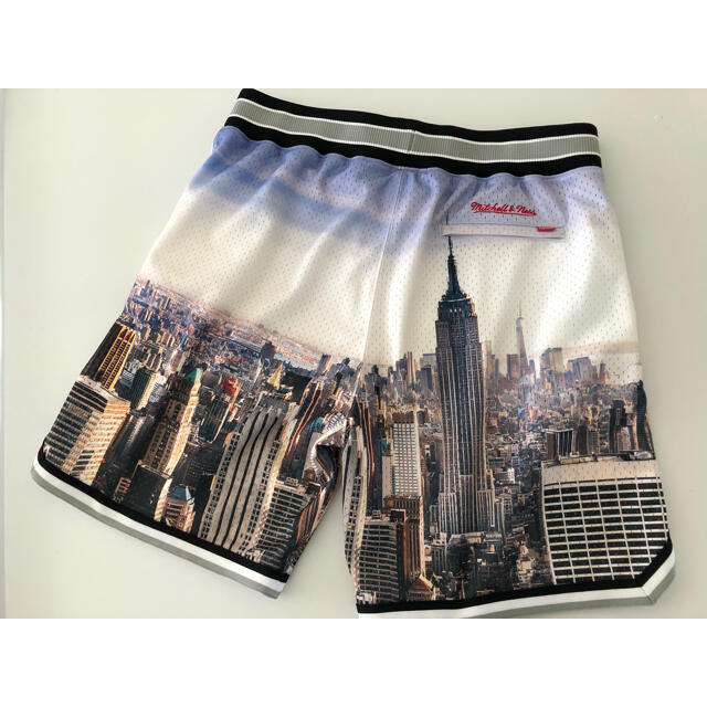 Supreme(シュプリーム)のSupreme Mitchell & Ness Basketball Short メンズのパンツ(ショートパンツ)の商品写真