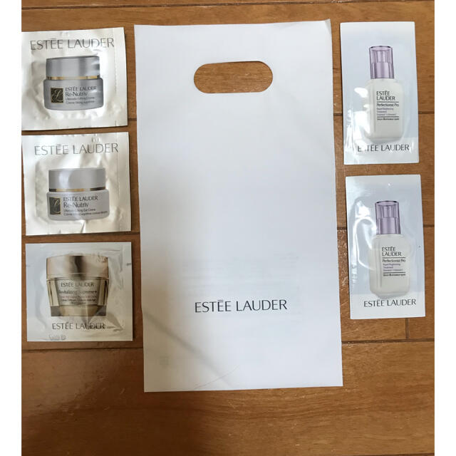 Estee Lauder(エスティローダー)のエスティローダー試供品×5 コスメ/美容のスキンケア/基礎化粧品(美容液)の商品写真