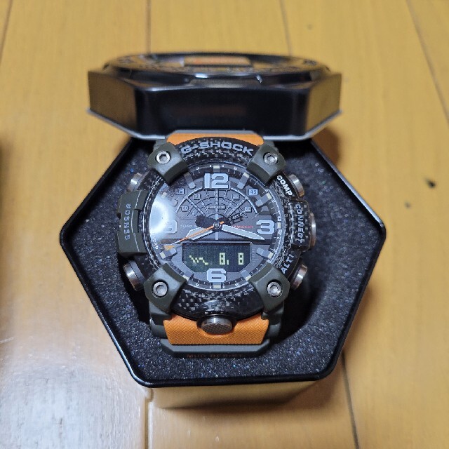 G-SHOCK(ジーショック)のマッドマスター　GG-B100-1A9ER メンズの時計(腕時計(アナログ))の商品写真