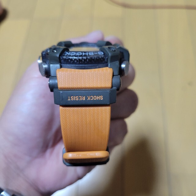 G-SHOCK(ジーショック)のマッドマスター　GG-B100-1A9ER メンズの時計(腕時計(アナログ))の商品写真