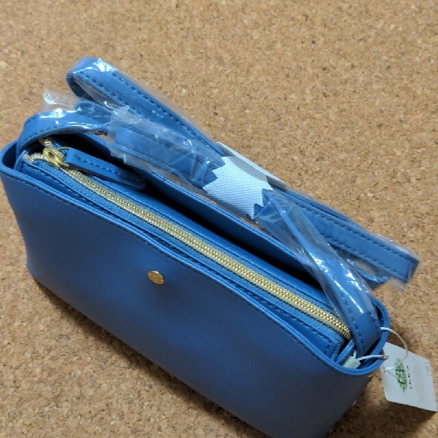 ikka(イッカ)のmomo様専用　くすみブルー　ショルダーバッグ レディースのバッグ(ショルダーバッグ)の商品写真