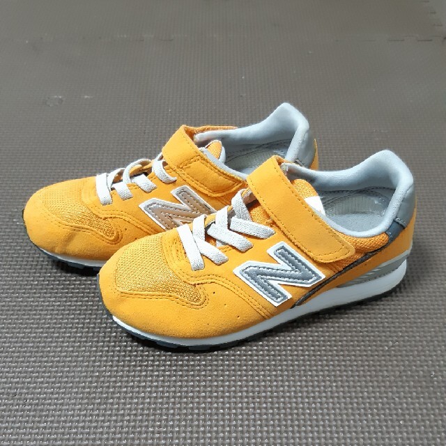 New Balance(ニューバランス)の18.5cm　ニューバランス　スニーカー　996 キッズ/ベビー/マタニティのキッズ靴/シューズ(15cm~)(スニーカー)の商品写真