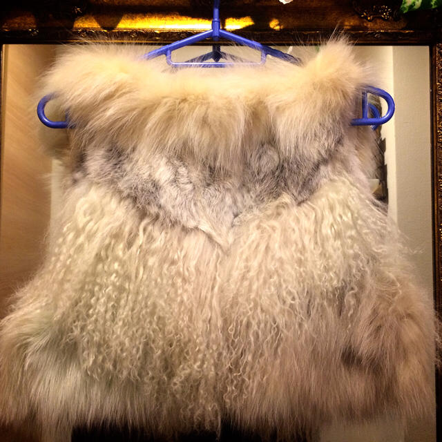 Language(ランゲージ)のlanguage♥︎ファーベスト・チベットラム レディースのジャケット/アウター(毛皮/ファーコート)の商品写真