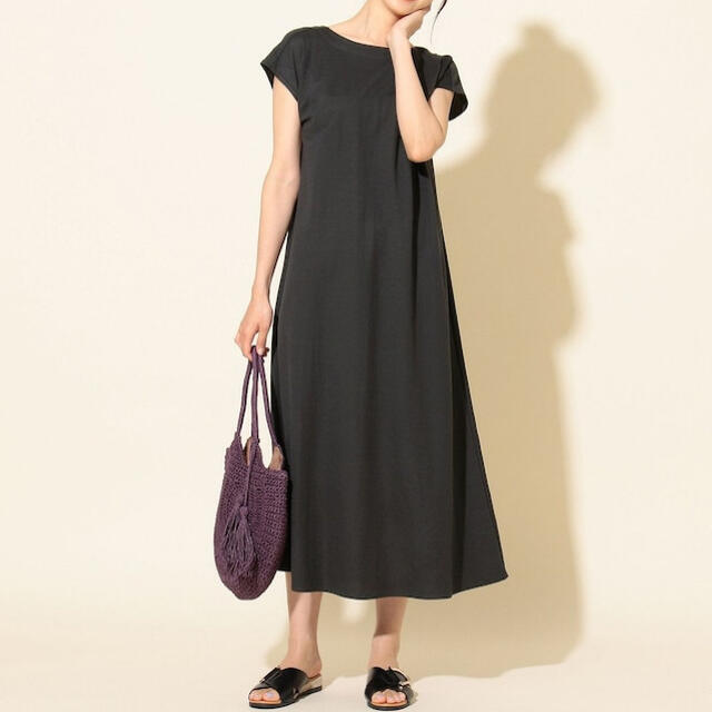 anyFAM(エニィファム)の♡ララ様専用♡タグ付き 新品♡any FAM ワッシャーリラックスワンピース レディースのワンピース(ロングワンピース/マキシワンピース)の商品写真