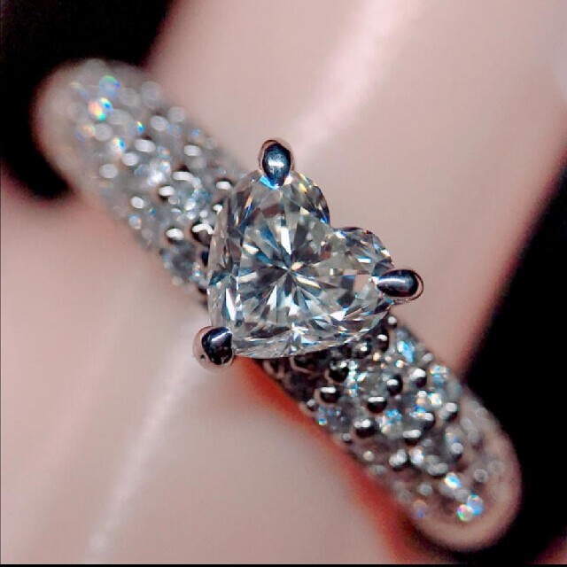 合計0.774ct ハートシェイプ パヴェ ダイヤリング PT900 0.5c