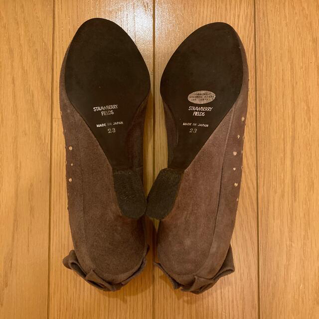 STRAWBERRY-FIELDS(ストロベリーフィールズ)のストロベリーフィールズ　パンプス レディースの靴/シューズ(ハイヒール/パンプス)の商品写真