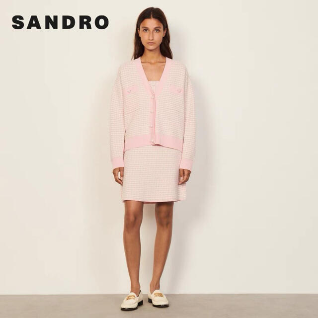 Sandro(サンドロ)の❤️Sandro2021新作　新品　ピンクニットカーディガン　綺麗上品 レディースのトップス(カーディガン)の商品写真