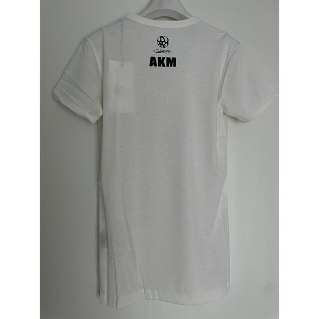 安い超特価 AKM - A00088/AKMエイケイエムcotton smooth V neck cutの通販 by 送料無料!
値引きNG|エイケイエムならラクマ 低価格安