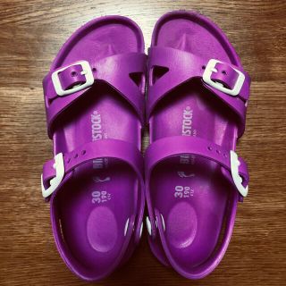 ビルケンシュトック(BIRKENSTOCK)のビルケンシュトック　19cm ピンクパープル　女の子(サンダル)