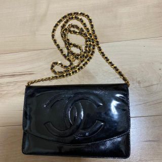 シャネル(CHANEL)のCHANEL チェーンウォレット　エナメル(財布)