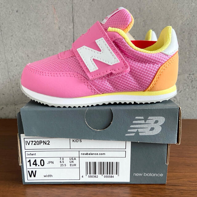 New Balance(ニューバランス)の【新品】14センチ ピンク×イエロー　ニューバランス　スニーカー キッズ/ベビー/マタニティのベビー靴/シューズ(~14cm)(スニーカー)の商品写真